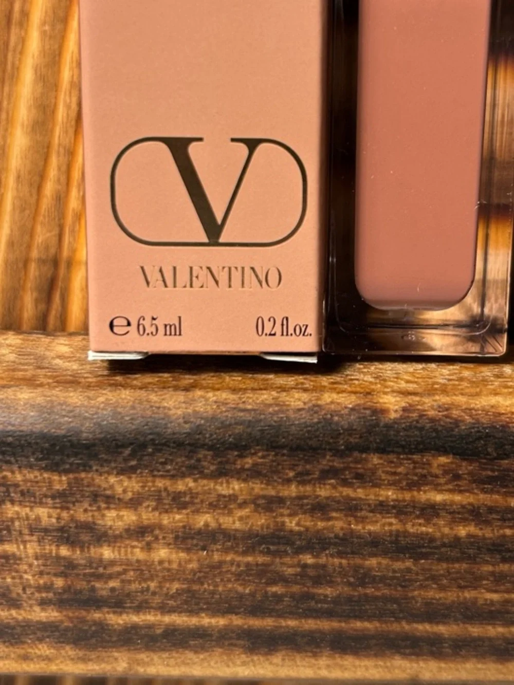 Valentino Liquirrosso Matte Lip & Blush – Nude Pink Roman Grace
